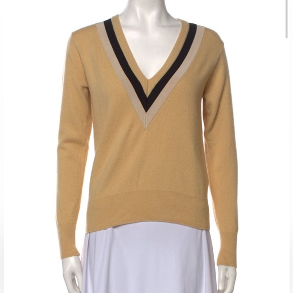 Sandro Paris Elegant V-Neck Sweater in Cream and Black - Picture 4 of 6